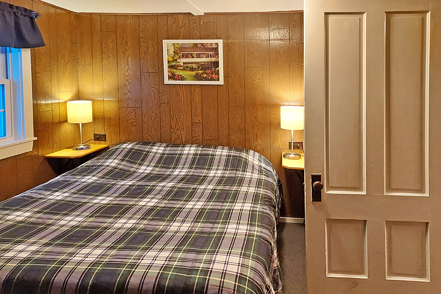 Bear Lodge front bedroom