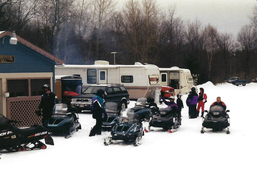 Old snowmobile photos